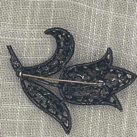 Weiss SIgned Vintage Brooch Pin Flower Red Rhinestone Flower Tulip - Picture 6 of 10